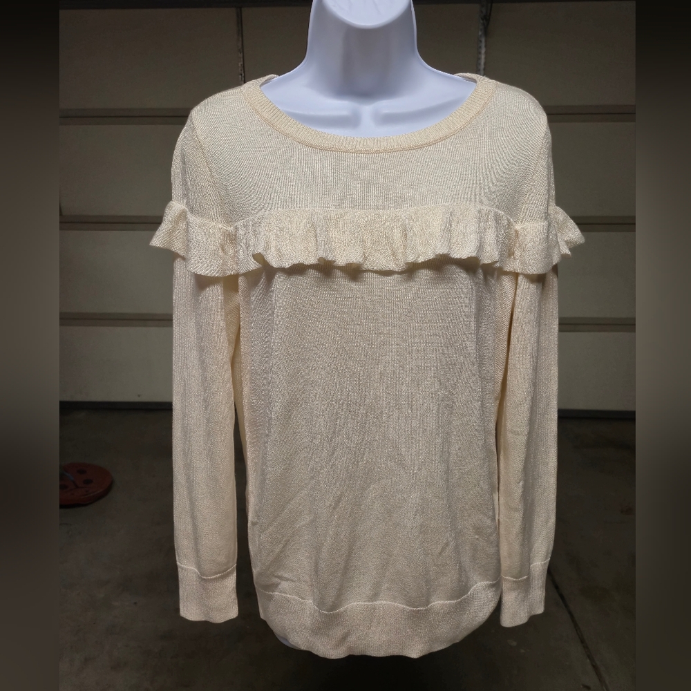 Banana‎ Republic Cream Ruffle Sweater - Picture 2 of 7